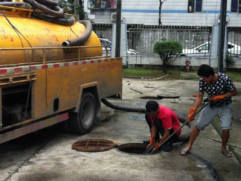 龍崗專業下水道(dào)疏通清理化糞池、疏通污水井、馬桶疏通