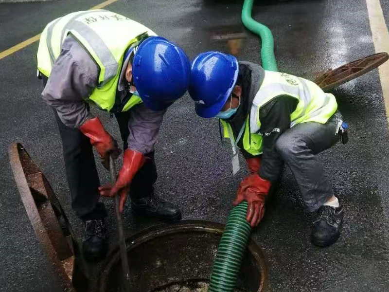 東城下水道(dào)疏通王府井化糞池清理公司電話王府井下水道(dào)