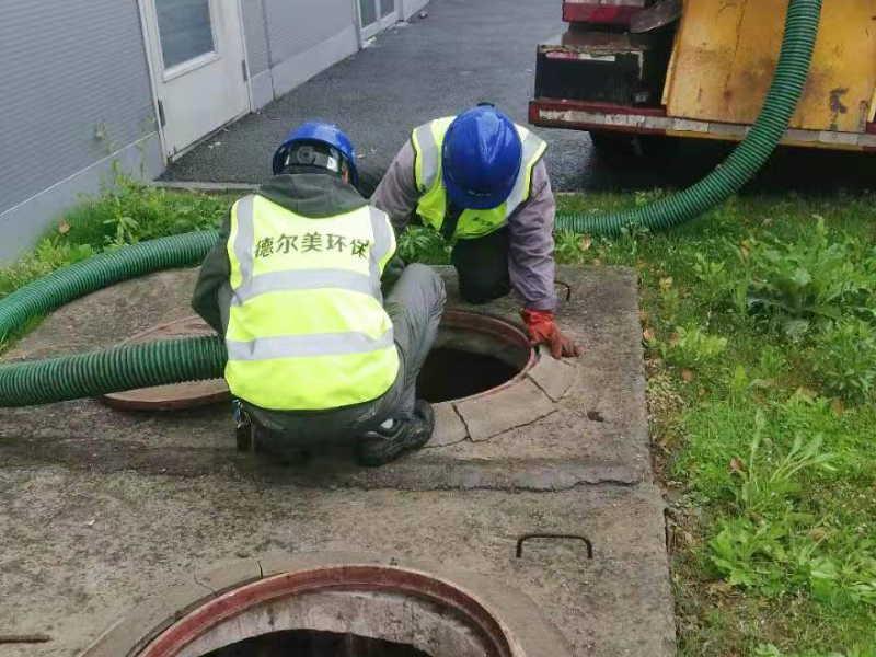 南京鼓樓區漢中門大街河道(dào)清洗 工地泥漿清理運輸 化糞池清理